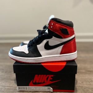 Jordan Retro 1 Satin